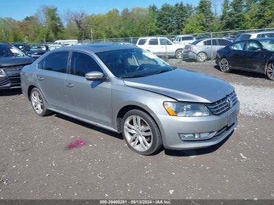 VOLKSWAGEN PASSAT 2013