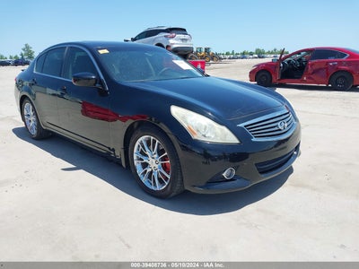INFINITI JOURNEY 2010