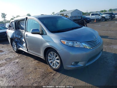 TOYOTA SIENNA 2012