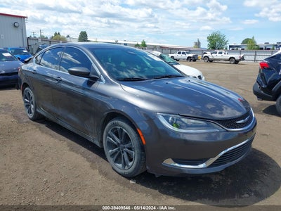 CHRYSLER 200 2015