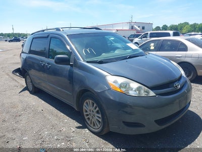 TOYOTA SIENNA 2008