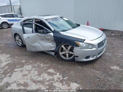 NISSAN MAXIMA 2009