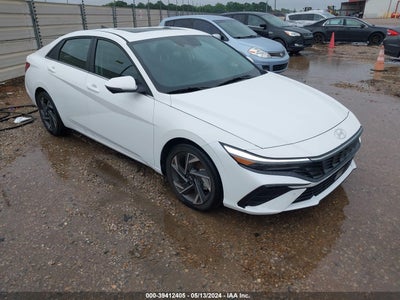 Hyundai Elantra 2024