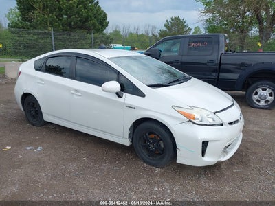 TOYOTA PRIUS 2012