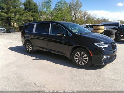 Chrysler Pacifica 2024