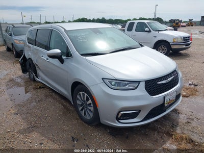 Chrysler Pacifica 2023