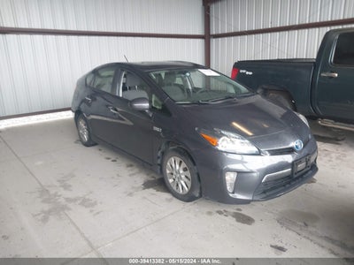 Toyota Prius plug-in 2012