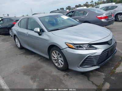 TOYOTA CAMRY 2024