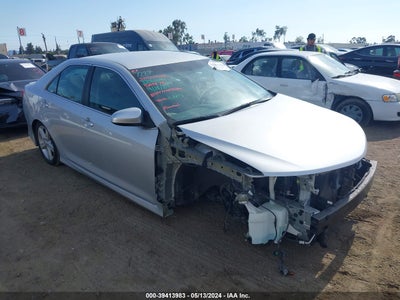 TOYOTA CAMRY 2014