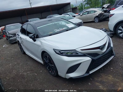TOYOTA CAMRY 2018