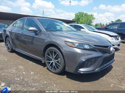 TOYOTA CAMRY 2024