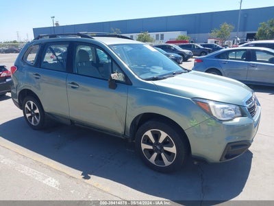 SUBARU FORESTER 2017