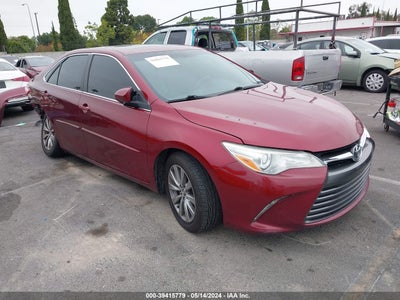 TOYOTA CAMRY 2016