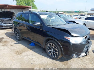 MITSUBISHI OUTLANDER 2015