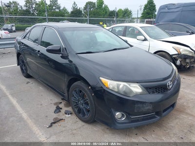 TOYOTA CAMRY 2012