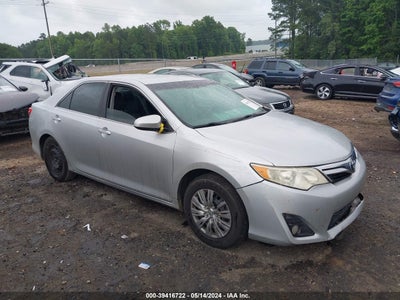 TOYOTA CAMRY 2012