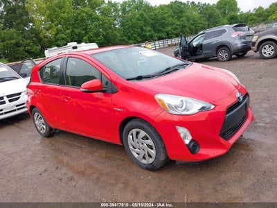 TOYOTA PRIUS C 2015