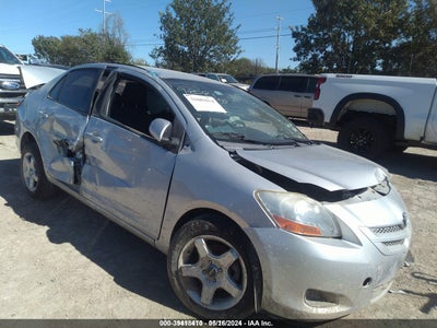 TOYOTA YARIS 2010