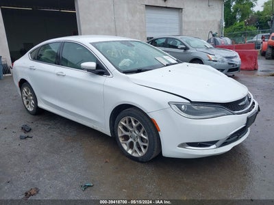 CHRYSLER 200 2016