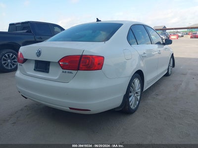 VOLKSWAGEN JETTA 2011