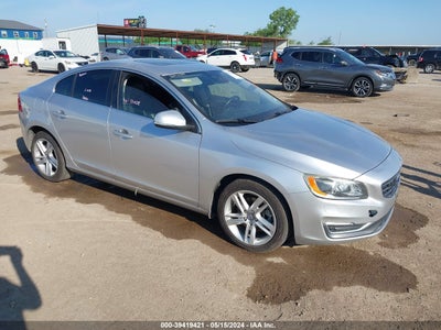 VOLVO S60 2015