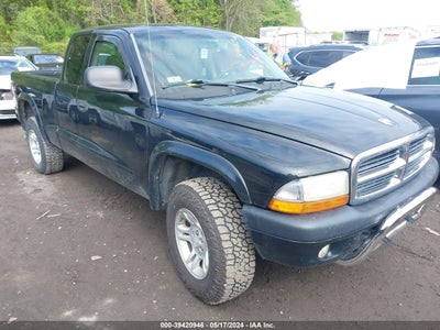DODGE DAKOTA 2004