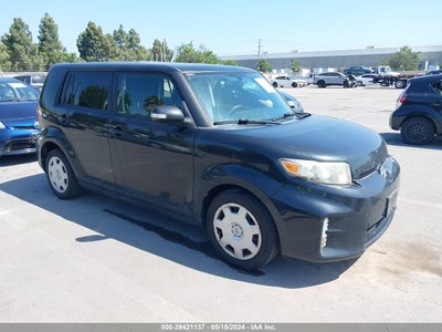 SCION XB 2013
