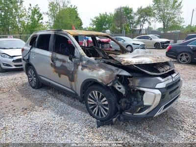 MITSUBISHI OUTLANDER 2020