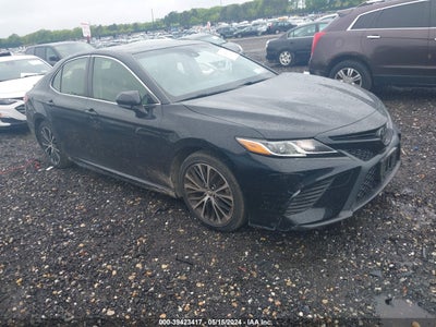 TOYOTA CAMRY 2018