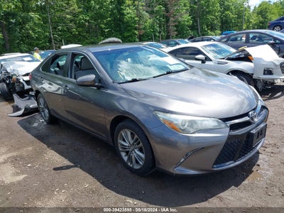 TOYOTA CAMRY 2016