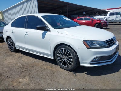 VOLKSWAGEN JETTA 2016