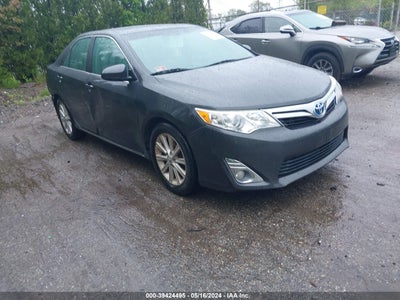 TOYOTA CAMRY HYBRID 2012