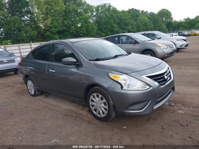 NISSAN VERSA 2016