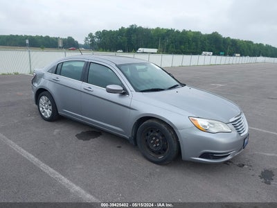 CHRYSLER 200 2013