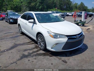 TOYOTA CAMRY 2017