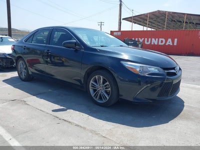 TOYOTA CAMRY 2016