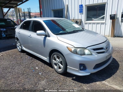 TOYOTA COROLLA 2011