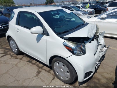 SCION IQ 2013
