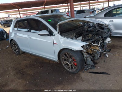 VOLKSWAGEN GOLF GTI 2020