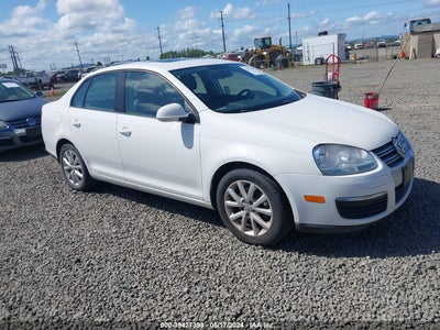 VOLKSWAGEN JETTA 2010