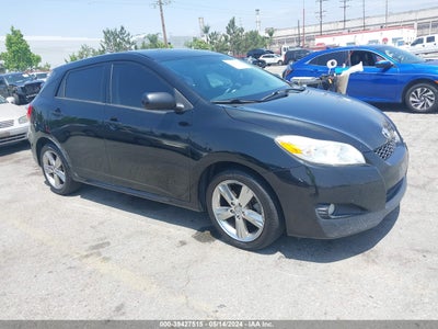 TOYOTA MATRIX 2010
