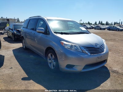 TOYOTA SIENNA 2015