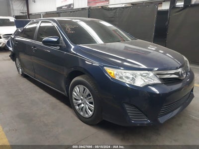 TOYOTA CAMRY 2014
