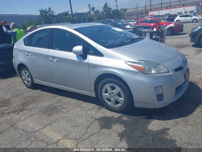TOYOTA PRIUS 2011