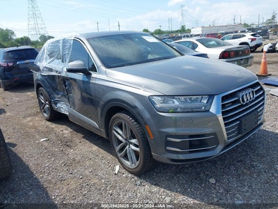 AUDI Q7 2017