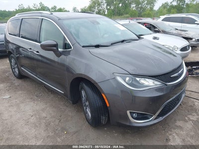 CHRYSLER PACIFICA 2019