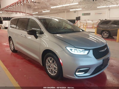 Chrysler Pacifica 2024