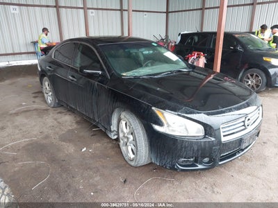 Nissan Maxima 2013