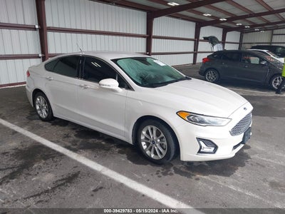 FORD FUSION ENERGI 2019