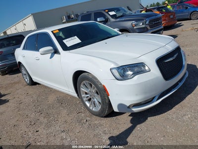 CHRYSLER 300 2021